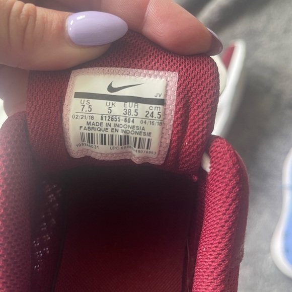 Burgundy womens nike shoes- worn once, like new. - Picture 4 of 4